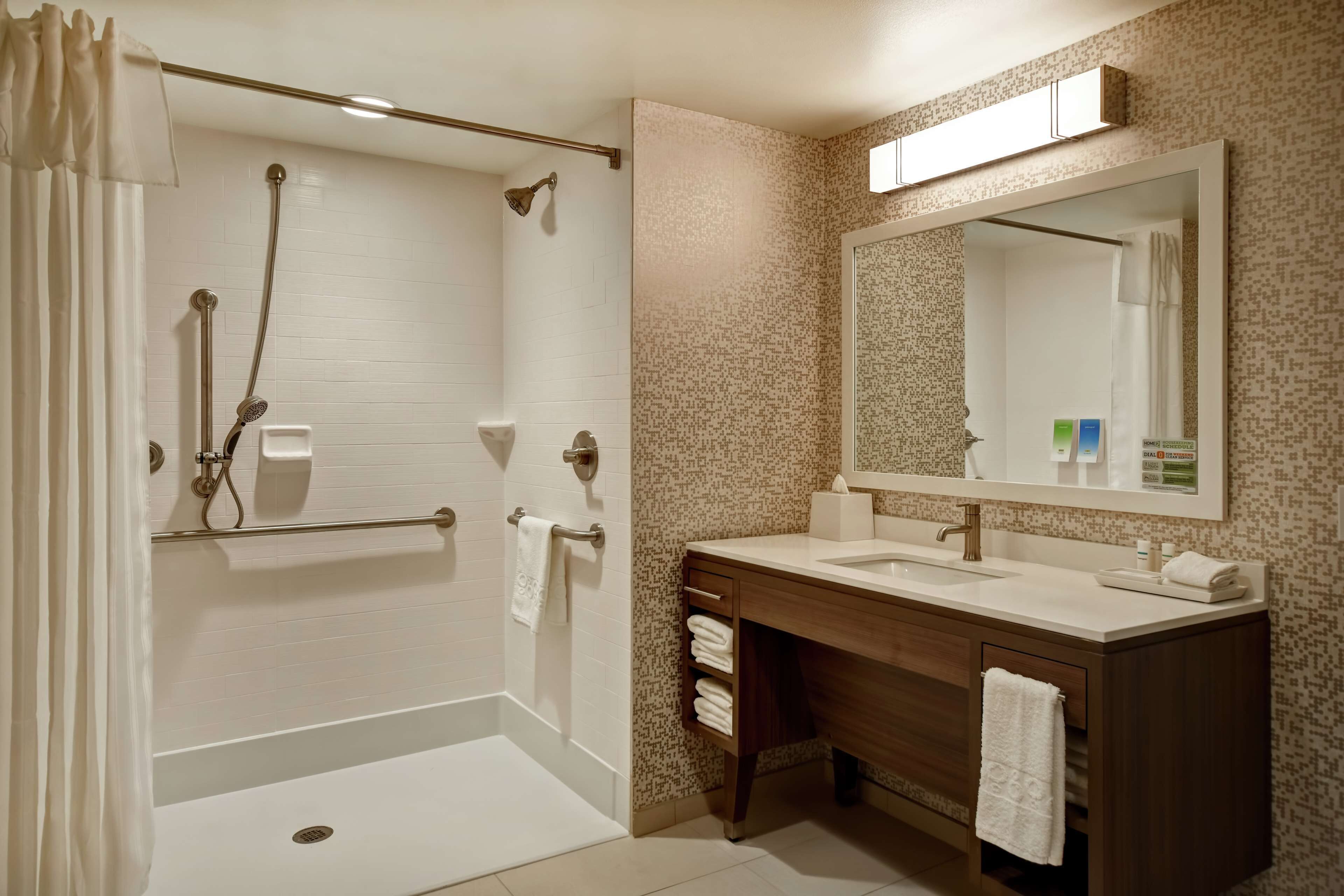 suite, 1 king bed, accessible (roll-in shower) | bathroom shower