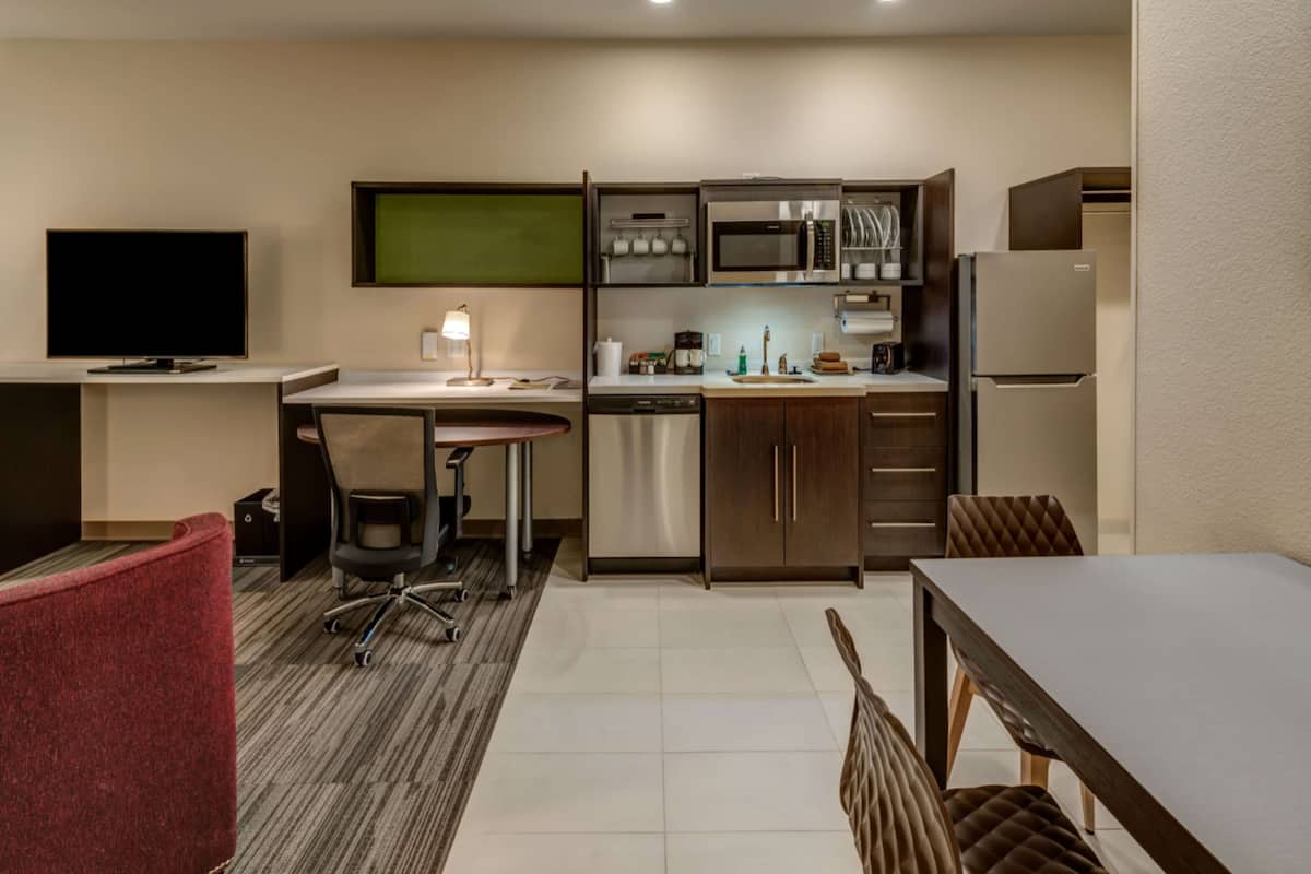 In-room safe, desk, blackout drapes, cribs/infant beds