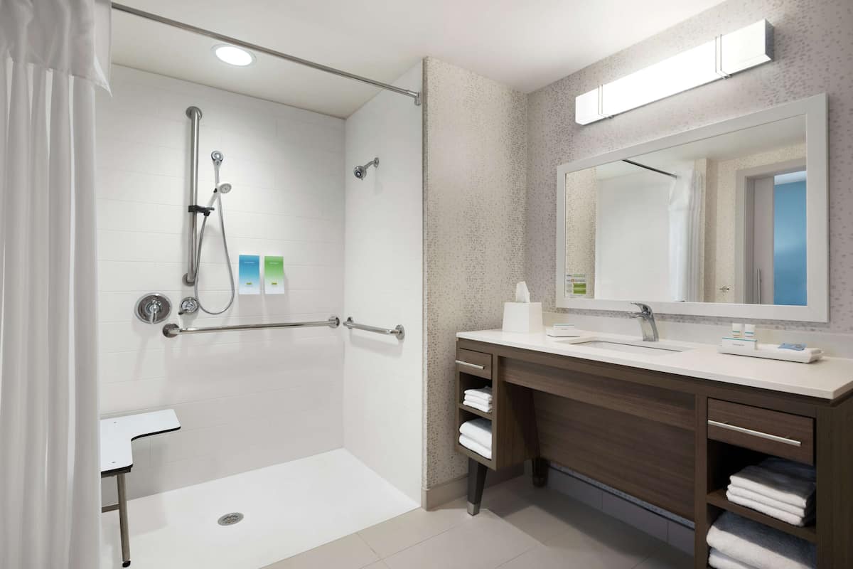 Bathroom shower