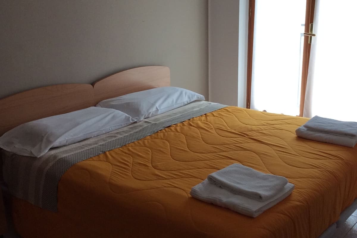 Double or Twin Room | Free WiFi