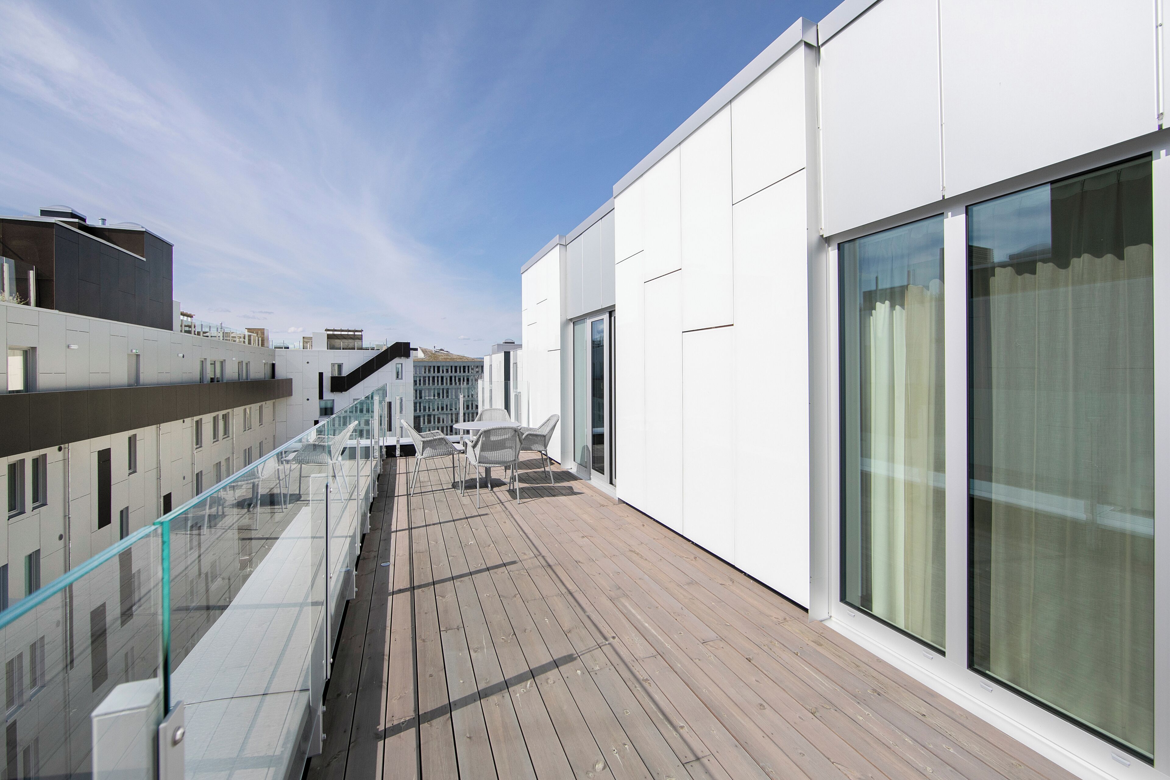 suite | terrace/patio