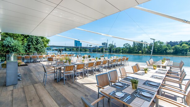 Sundeck - Fährhaus (Koblenz)