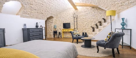 1 chambre, fer et planche Ă repasser, accĂšs Internet, draps fournis