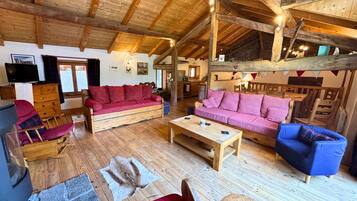 Télévision, cheminée