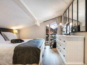 3 Schlafzimmer, Bügeleisen/Bügelbrett, Reisekinderbett, WLAN