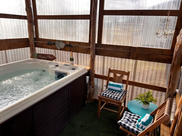 Bain à remous intérieur