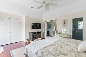 4 habitaciones, escritorio, tabla de planchar con plancha y wifi gratis 