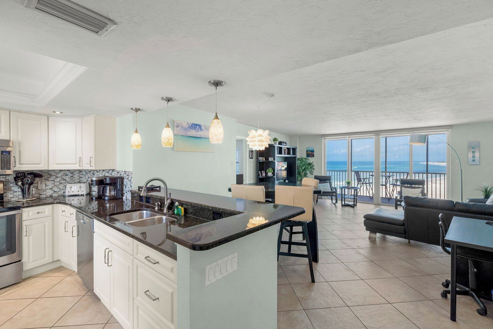 冰箱、微波炉、烤箱、洗碗机