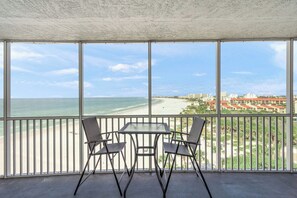 Dining - Crystal Sands Tower Unit 805 - Beachfront (Sarasota)