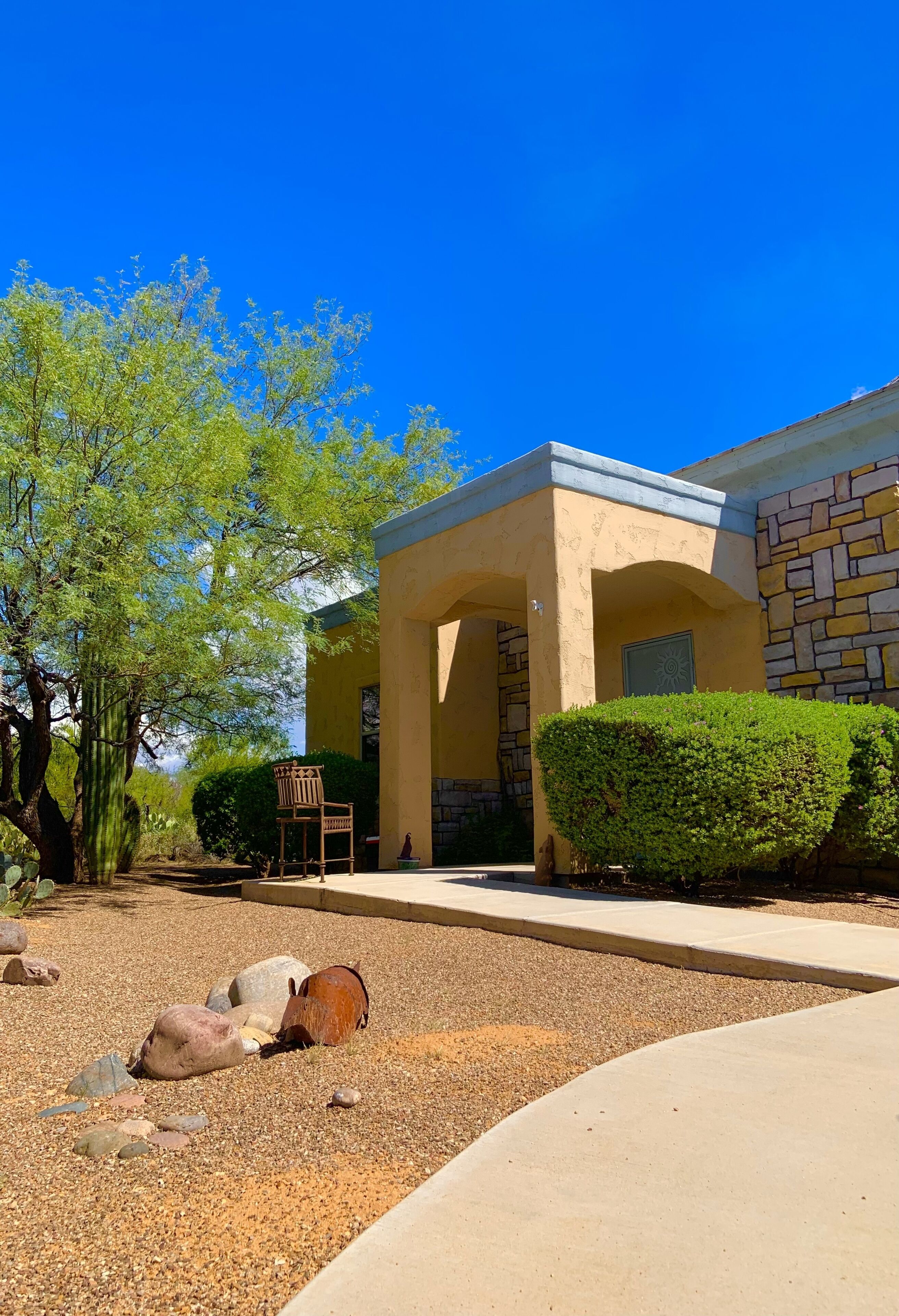 Private secluded Casita on 3 acre lot, in Oro Valley area