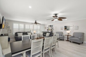 Dining - Crystal Sands Villa 17 - Private Beach (Sarasota)