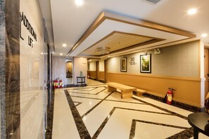 Concierge desk - Sao Viet Hotel (Nha Trang)