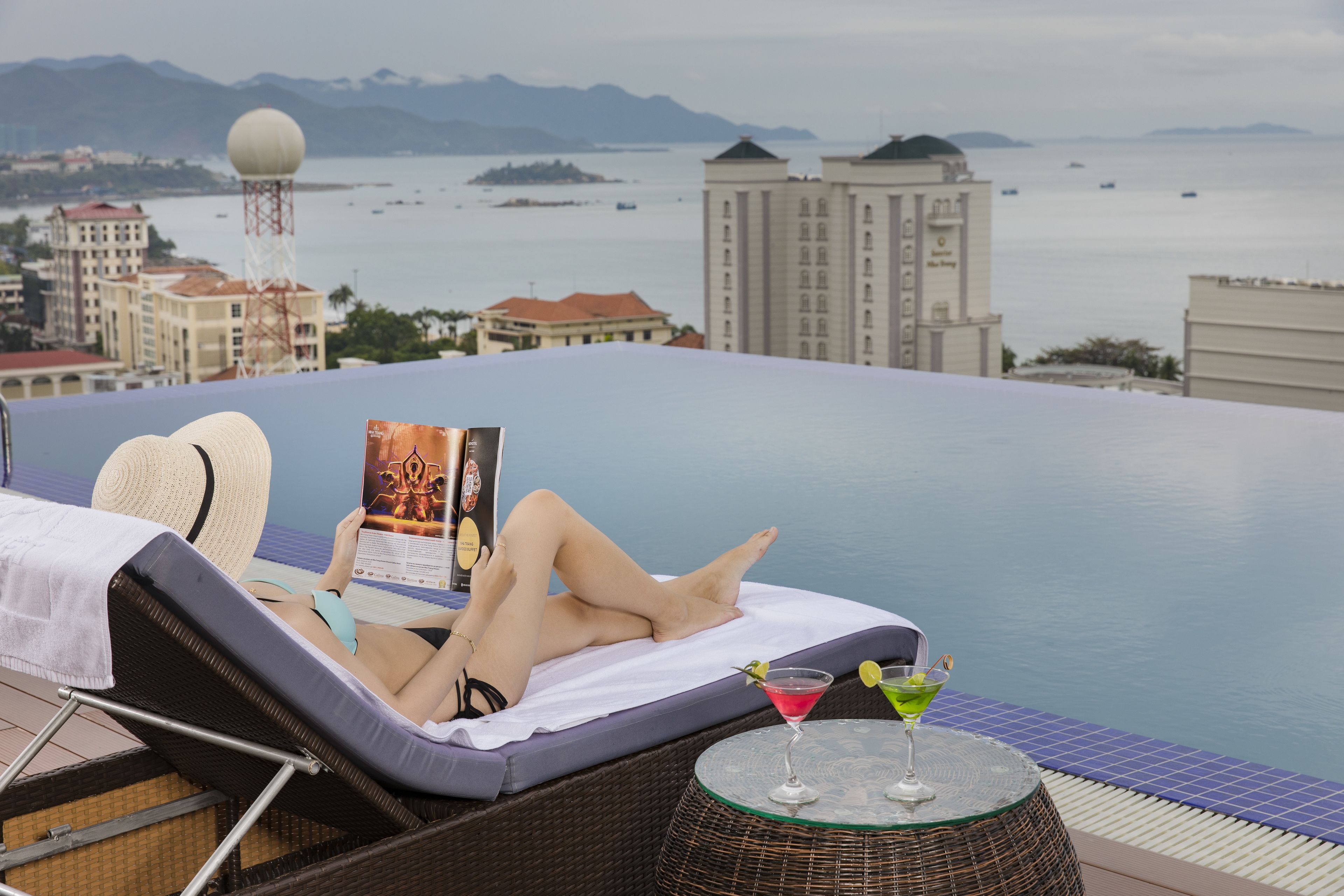 야외 수영장, 일광욕 의자