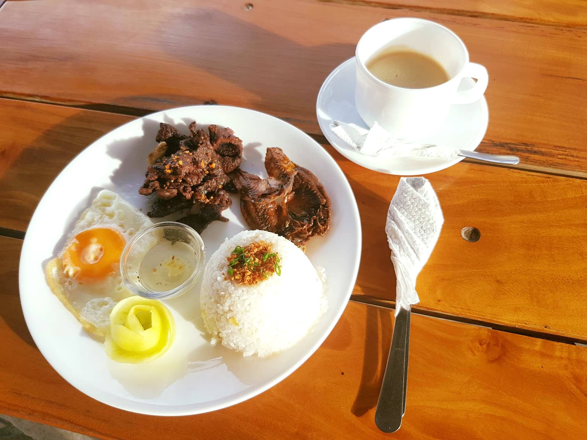 daily cooked-to-order breakfast (php 800 per person)