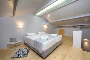 2 habitaciones, escritorio y cortinas blackout 