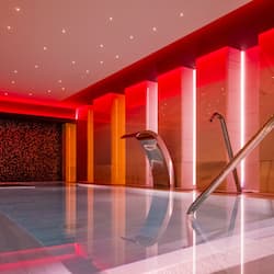 Couples treatment rooms, body treatments, body wraps, body scrubs