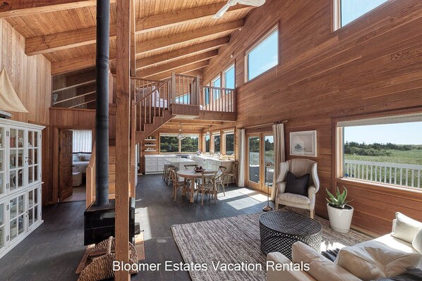 Smart-TV, Videospiele, Hulu, Kinderspielzeug