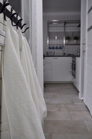 Deluxe Apartment | Room amenity