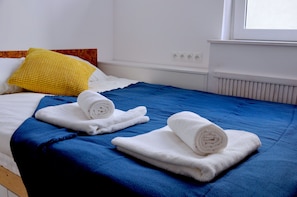 Iron/ironing board, free WiFi, bed sheets