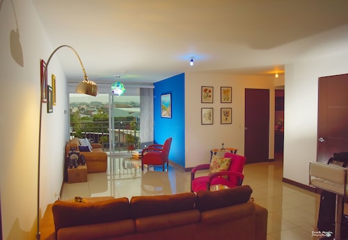 moderno VISTAS DEL VOLCÁN POÁS ALAJUELA seguro condominio completo piscina