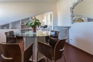 Dining - Magical terrace on the Ponte Vecchio (Firenze)