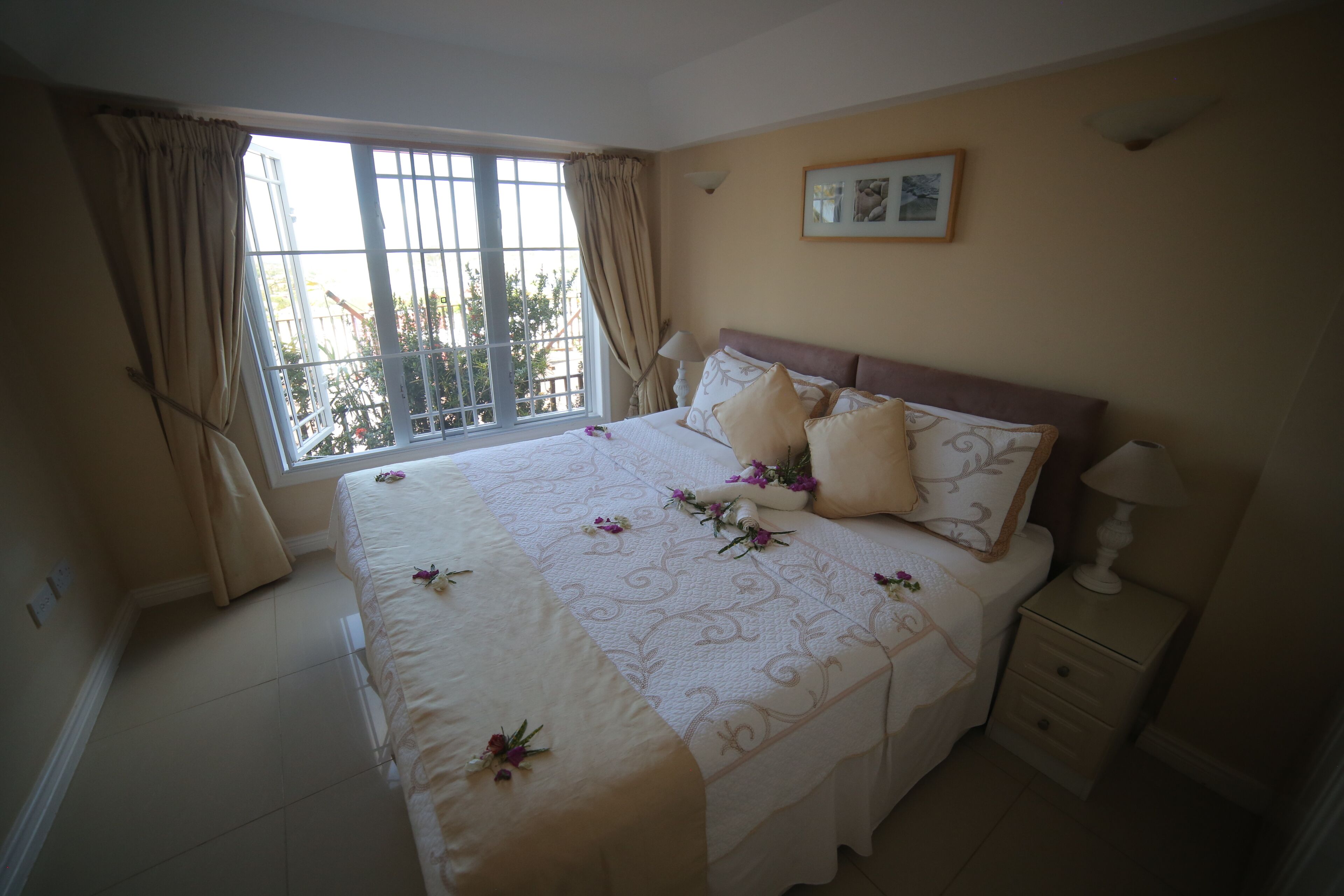 1 bedroom, iron/ironing board, travel crib, free WiFi