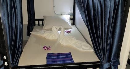 Koh Tao Central Hostel