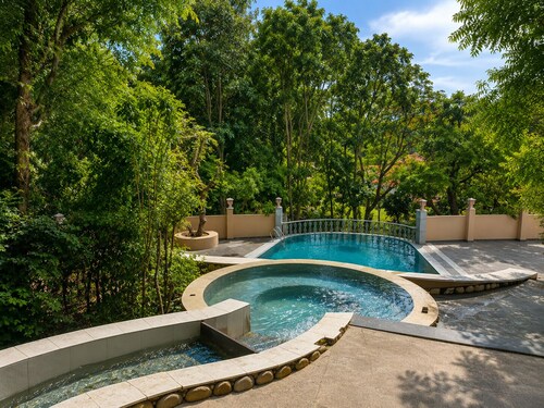 Park Exotica Resort