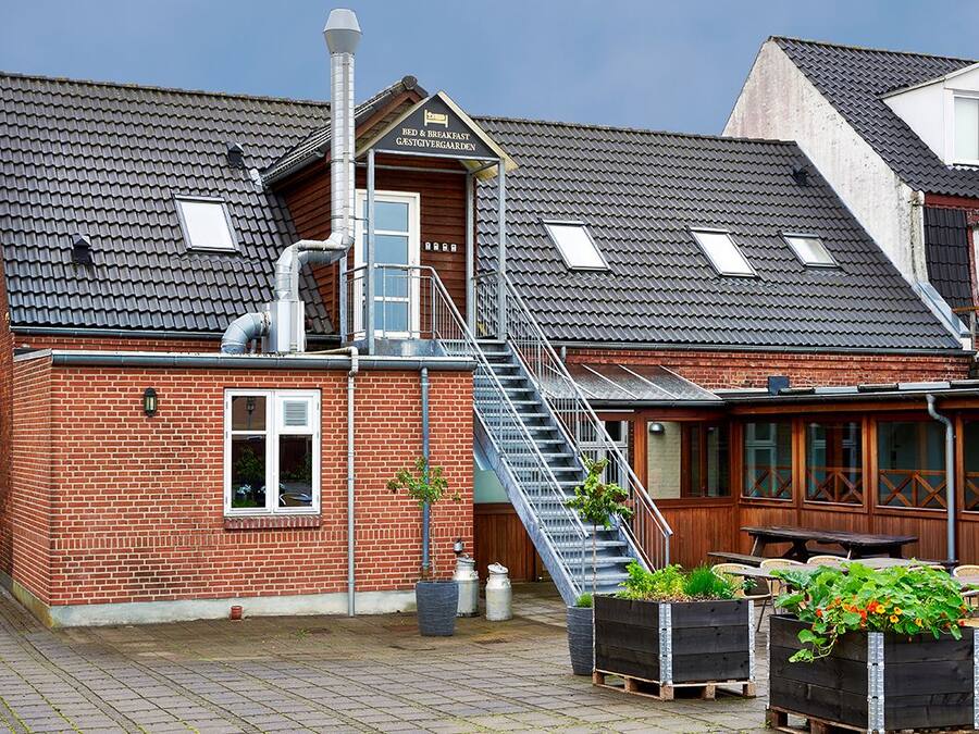 Entrada de la propiedad