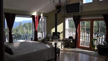 4 camere, Wi-Fi gratuito, lenzuola