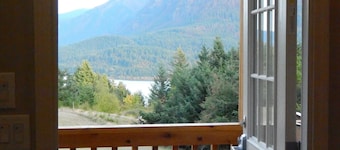 Shellrock Cabin med Columbia River View