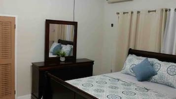 3 Schlafzimmer, Bügeleisen/Bügelbrett, Reisekinderbett, kostenloses WLAN