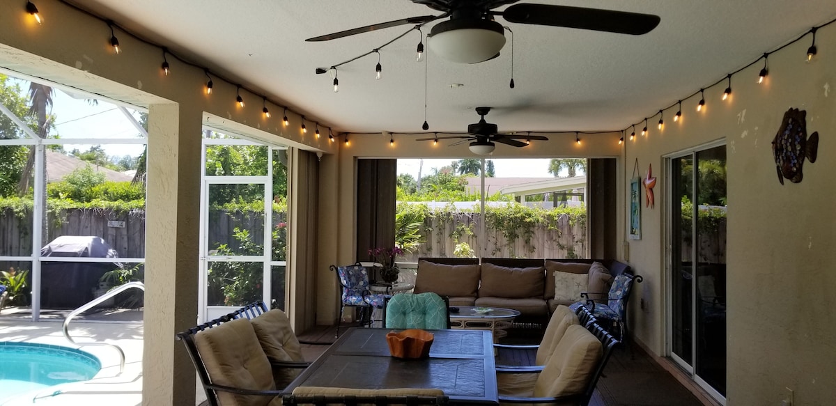 Photo 2 of 4-bedrooms/3 baths with pool, just 3 minutes to Vanderbilt Beach driving