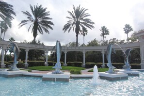 Beheizter Pool