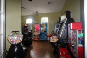 Spielezimmer