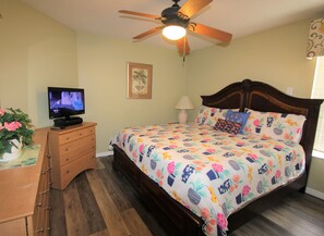 8 Schlafzimmer, Bügeleisen/Bügelbrett, WLAN, Bettwäsche