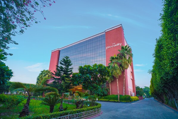 Exterior - The Piccadily Lucknow (Lucknow)