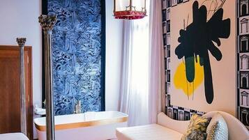 Una cassaforte in camera, Wi-Fi gratuito