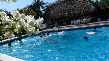 Piscina externa
