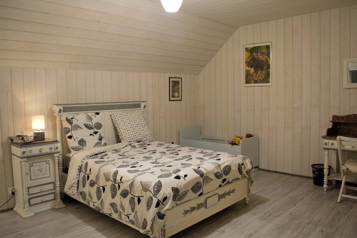 Chambres insonorisées, lits bébé (gratuits), Wi-Fi gratuit