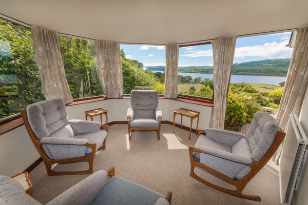 Sunroom with access to the garden