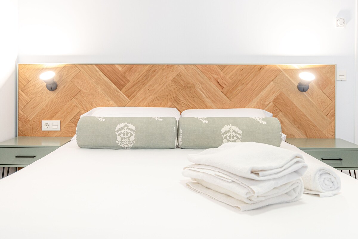 Down duvets, soundproofing, iron/ironing board, free WiFi