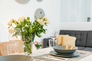 Deluxe Apartment | Private kitchen | Fridge, microwave, oven, stovetop - Downtown Apartment - LoftAffair (Kraków)