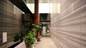 Ảnh chưa phân loại, 5 trong số 27 ảnh, nút