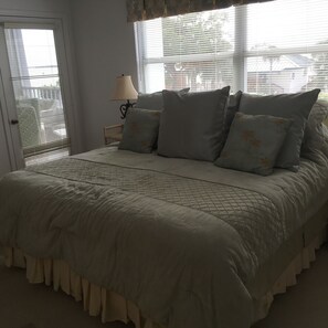 Apartemen Comfort, Bebas Asap Rokok | 2 kamar tidur dan didekorasi berbeda-beda