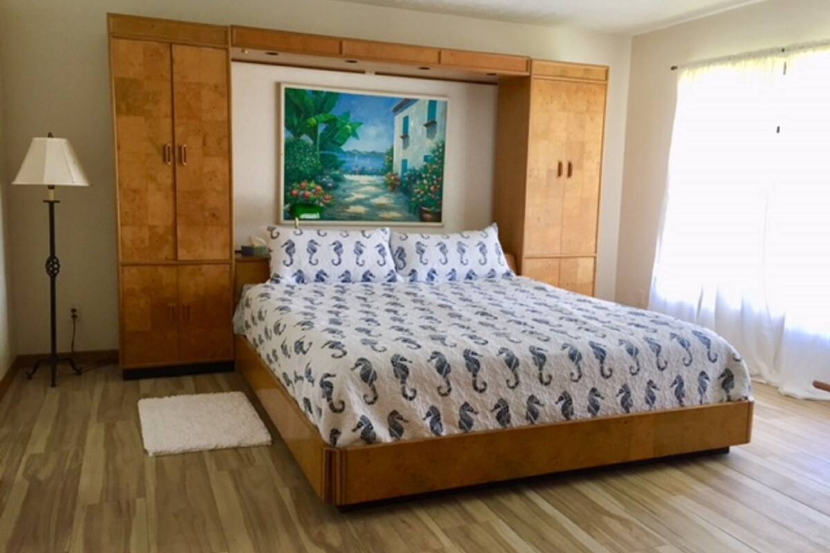 Familie huis, 4 slaapkamers, uitzicht op zee | 4 slaapkamers, een strijkplank/strijkijzer, gratis wifi, beddengoed