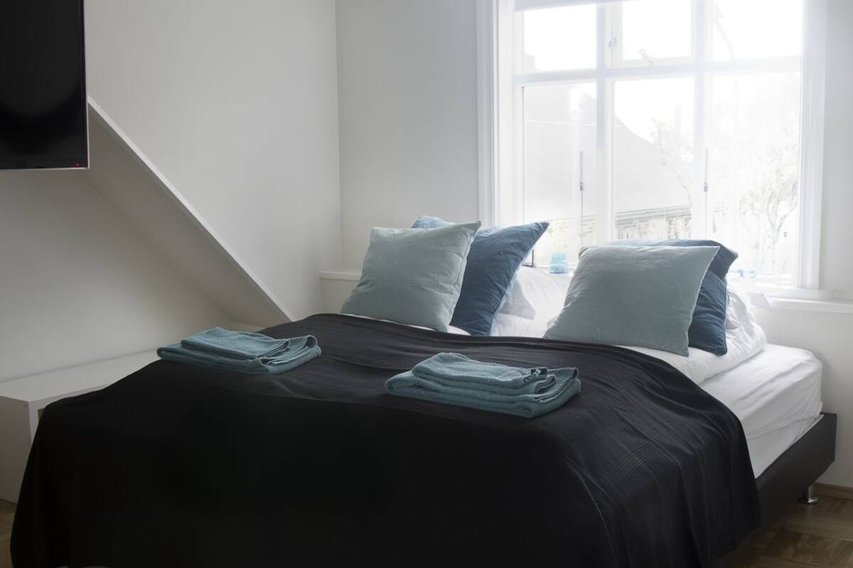 Loft (Bókhlöðustígur 6a)