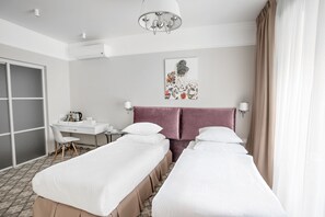 Standard Twin Room, 1 Bedroom | View from room