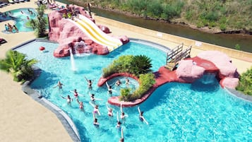 Seasonal outdoor pool, open 10 AM to 7 PM, pool loungers