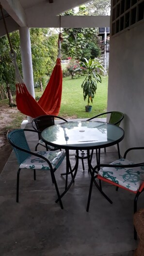 Balcony - Cabañas Las Mandarinas (Las Uvas)